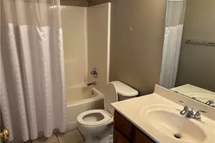 1136 Pine Bluff Dr NE, New Philadelphia, OH 44663 - Photo 23