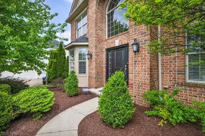 20374 Tramore Lane, Strongsville, OH 44149 - Photo 3