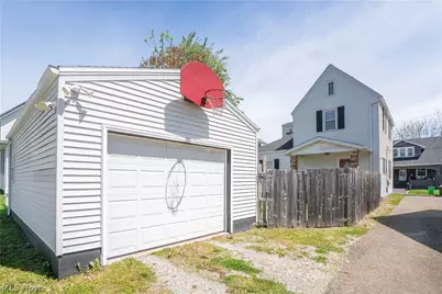 215 8th Street SW, Massillon, OH 44647 - Photo 27
