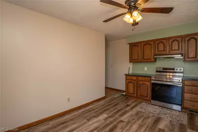 215 8th Street SW, Massillon, OH 44647 - Photo 13