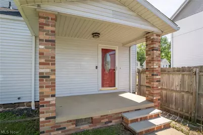 215 8th Street SW, Massillon, OH 44647 - Photo 23