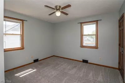 215 8th Street SW, Massillon, OH 44647 - Photo 15