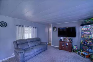 6201 Hatches Corners Rd, Conneaut, OH 44030 - Photo 5