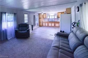 6201 Hatches Corners Rd, Conneaut, OH 44030 - Photo 3