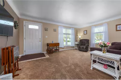 30414 Mildred Drive, Willowick, OH 44095 - Photo 5