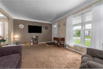 30414 Mildred Drive, Willowick, OH 44095 - Photo 7