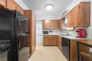 30414 Mildred Dr, Willowick, OH 44095 - Photo 13