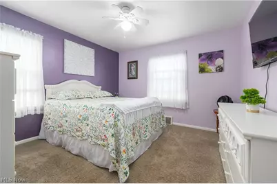 30414 Mildred Drive, Willowick, OH 44095 - Photo 15