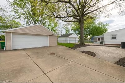 30414 Mildred Drive, Willowick, OH 44095 - Photo 41