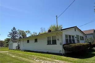 303 W Main St, Andover, OH 44003 - Photo 3