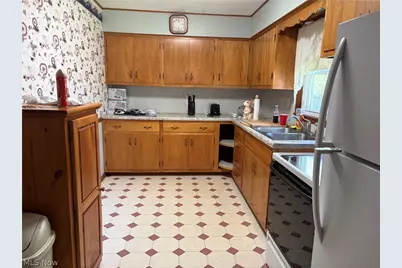 303 W Main Street, Andover, OH 44003 - Photo 5
