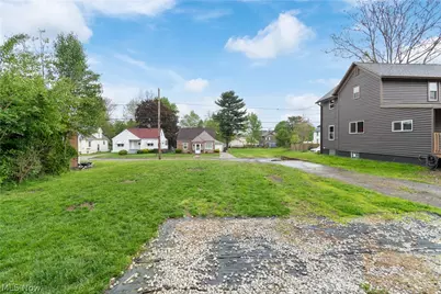 200 19th Street NW, Barberton, OH 44203 - Photo 23