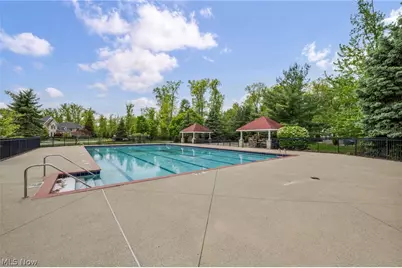 32708 Albion Drive, Avon Lake, OH 44012 - Photo 13