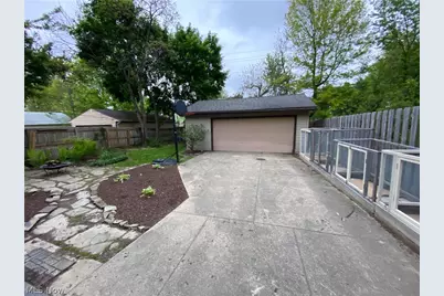 3255 Hyde Park Avenue, Cleveland Heights, OH 44118 - Photo 43