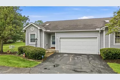 111 Greenfield Oval NW, Warren, OH 44483 - Photo 3