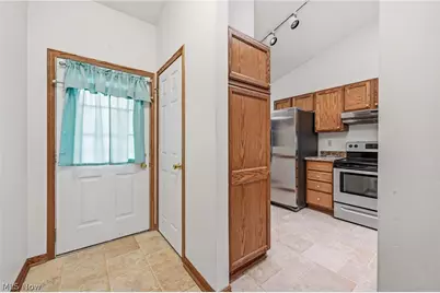 111 Greenfield Oval NW, Warren, OH 44483 - Photo 15