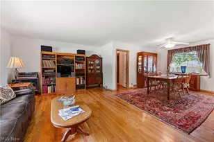 218 Bonnett St SW, North Canton, OH 44720 - Photo 7