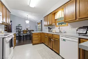 70 Florence Ave, Painesville Twp, OH 44077 - Photo 15