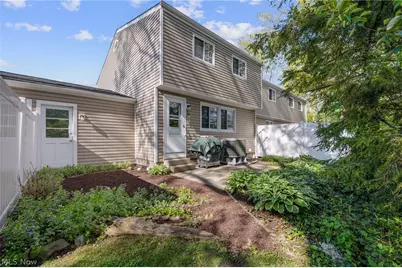7396 S Chestnut Commons Drive, Mentor, OH 44060 - Photo 23