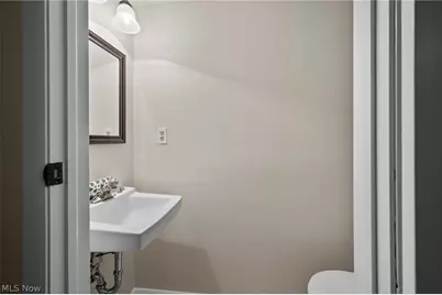 7396 S Chestnut Commons Drive, Mentor, OH 44060 - Photo 21