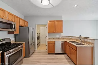 2672 Wyndgate Court #2672, Westlake, OH 44145 - Photo 13