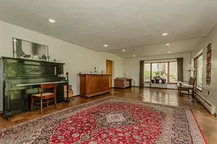 6811 Drexel Dr, Green Hills, OH 44131 - Photo 17