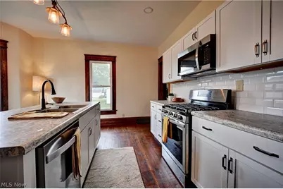 1018 Prospect Avenue NW, New Philadelphia, OH 44663 - Photo 17