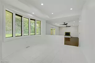 33065 Arlesford Dr, Solon, OH 44139 - Photo 13