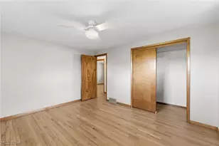 4561 Newbury Dr, Vermilion, OH 44089 - Photo 11
