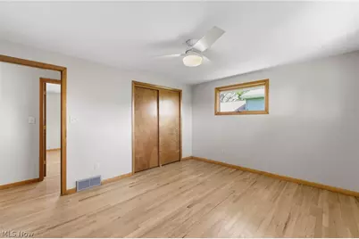 4561 Newbury Drive, Vermilion, OH 44089 - Photo 13