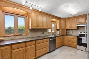 4561 Newbury Dr, Vermilion, OH 44089 - Photo 27