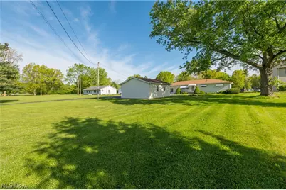 4499 Colorado Avenue, Sheffield Village, OH 44054 - Photo 45