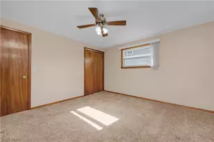 4499 Colorado Ave, Sheffield Village, OH 44054 - Photo 17