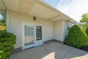 4499 Colorado Ave, Sheffield Village, OH 44054 - Photo 5