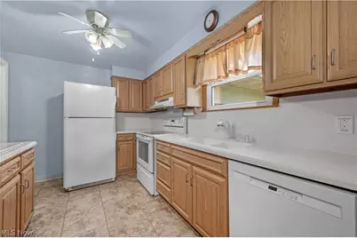 4499 Colorado Avenue, Sheffield Village, OH 44054 - Photo 13