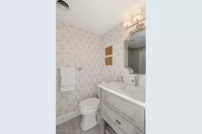 8374 Lucerne Drive, Chagrin Falls, OH 44023 - Photo 27