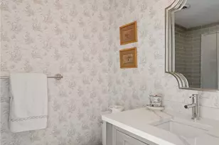8374 Lucerne Dr, Chagrin Falls, OH 44023 - Photo 27