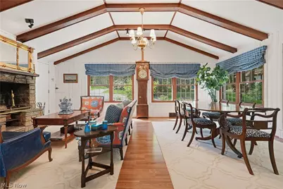 8374 Lucerne Drive, Chagrin Falls, OH 44023 - Photo 5