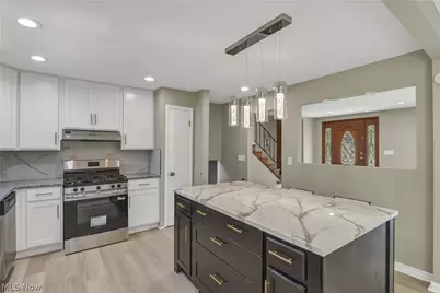 24420 S Oxford Oval, North Olmsted, OH 44070 - Photo 21