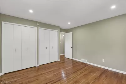 24420 S Oxford Oval, North Olmsted, OH 44070 - Photo 29