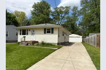 852 Manitou Avenue, Akron, OH 44305 - Photo 1