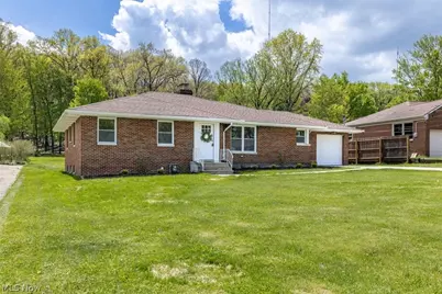 96 E Ridgewood Drive, Green Hills, OH 44131 - Photo 27