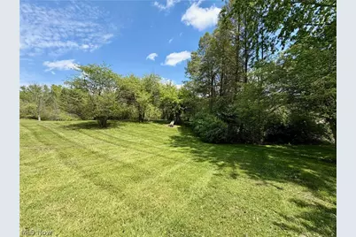 13665 Clover Lake Drive, Chardon, OH 44024 - Photo 37