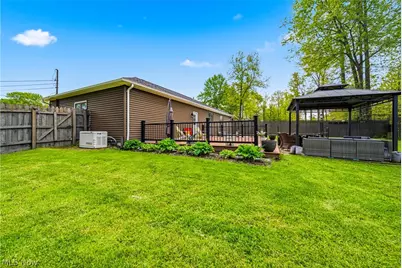 2013 Deerfield Drive, Ashtabula, OH 44004 - Photo 35