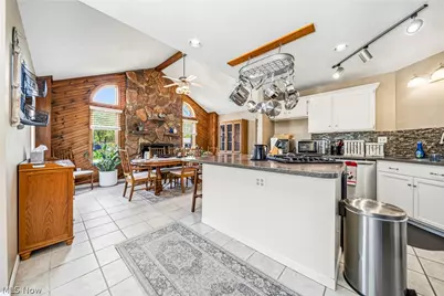 2013 Deerfield Drive, Ashtabula, OH 44004 - Photo 9