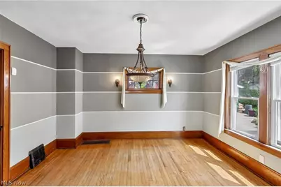403 E Baird Avenue, Barberton, OH 44203 - Photo 7