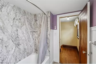 403 E Baird Avenue, Barberton, OH 44203 - Photo 23