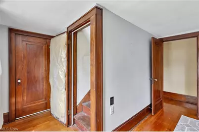 403 E Baird Avenue, Barberton, OH 44203 - Photo 27