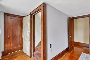 403 E Baird Ave, Barberton, OH 44203 - Photo 27
