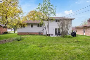 5609 Pinnacle Park Dr, Green Hills, OH 44131 - Photo 27